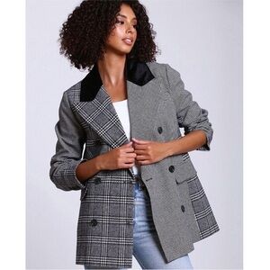 Avec Les Filles Houndstooth Mixed Media Double Breasted Blazer in Black Size L